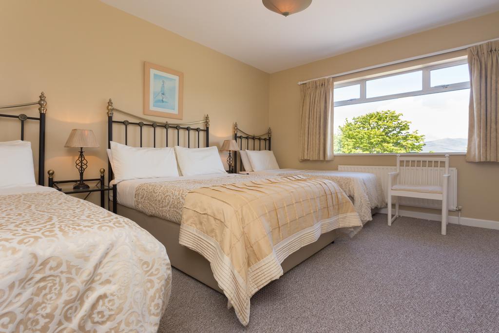 Fern Rock Bed And Breakfast Dromin Eksteriør billede