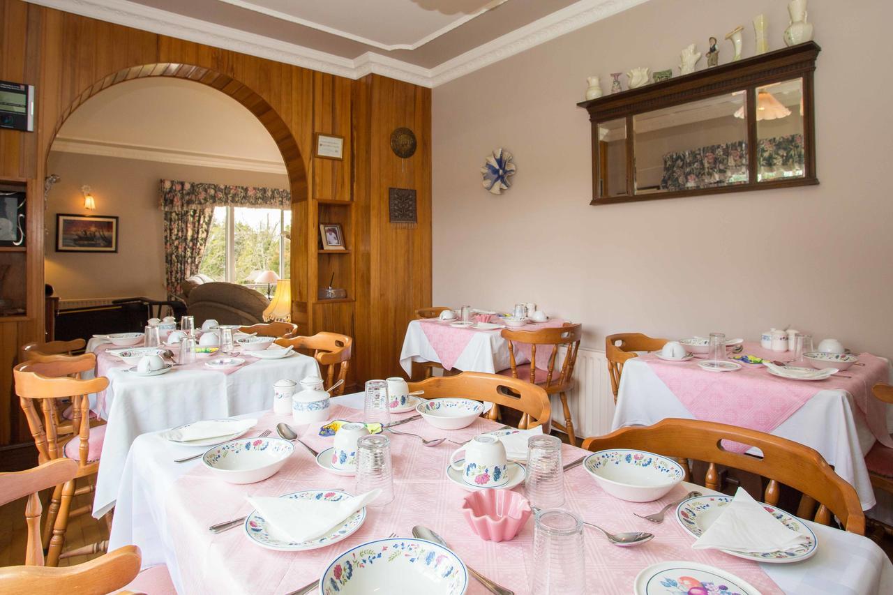 Fern Rock Bed And Breakfast Dromin Eksteriør billede